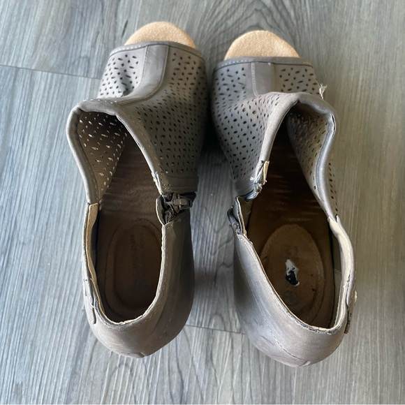 Giani Bernini Gray Perforated Ankle Booties Chunky Heel Women’s 7.5 - Picture 7 of 14